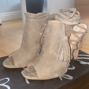 Banana Republic Deborah open toe heels